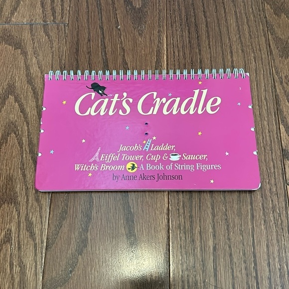 90’s Cat’s Cradle String Figures Book - Picture 1 of 4